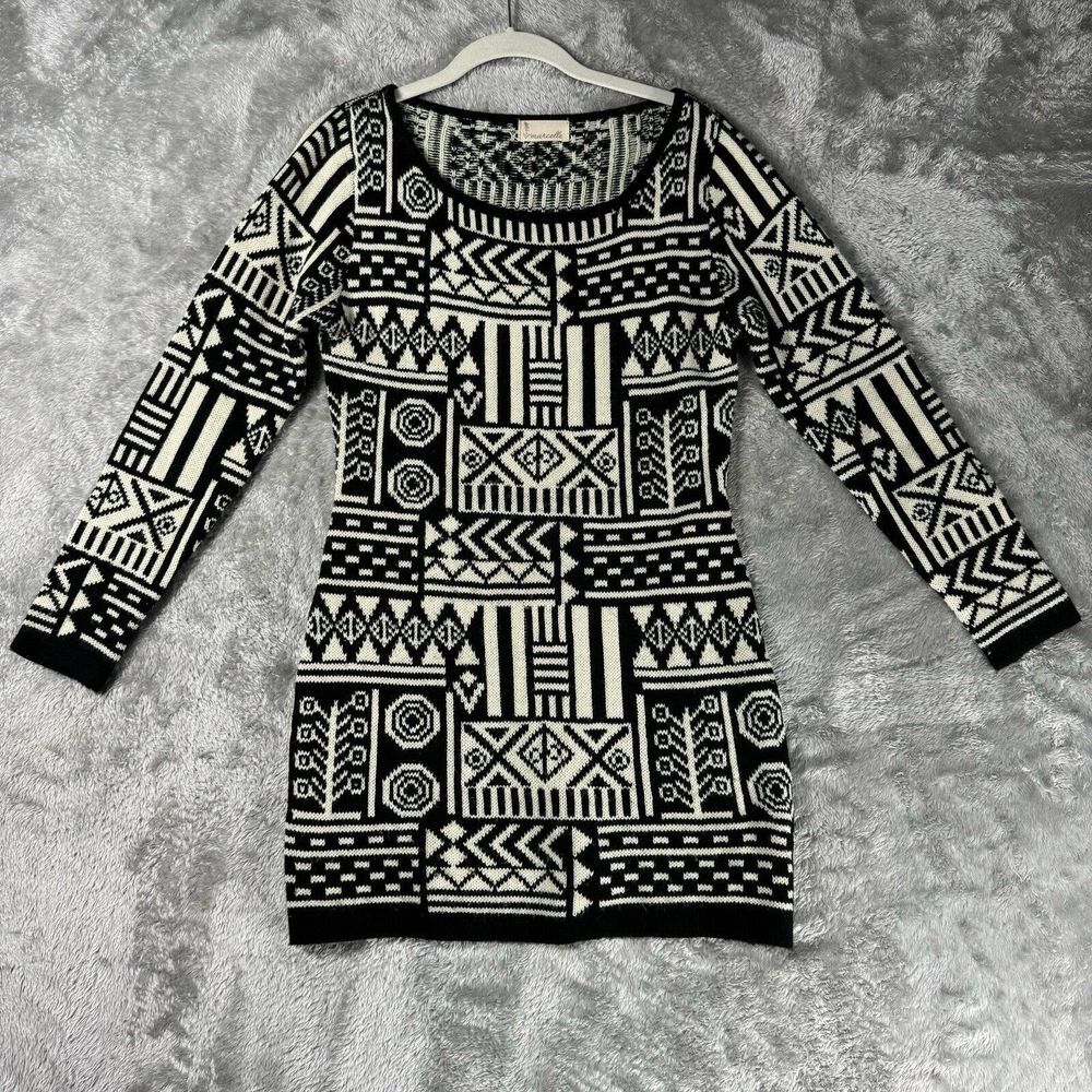 Marcelle Sweater Knit Dress XS Aztec Black White‎ Geometric Boho Artsy Long